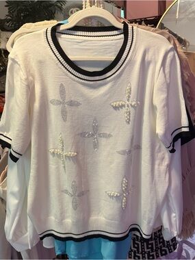 SHEIN White Knit Short-Sleeve Top Black Trim Rhinestones & Pearl Embellishments